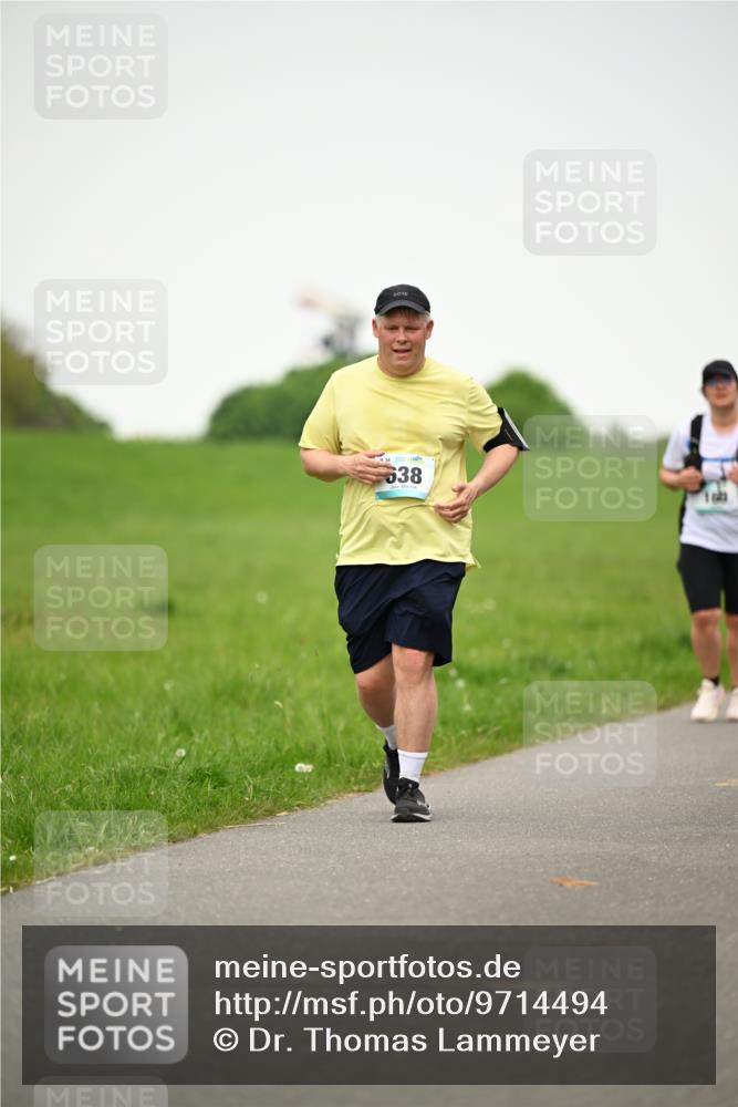 10.05.2026 - 8. Wedeler Halbmarathon Dr. Thomas Lammeyer http://msf.ph/oto/9714494 10.05.2026 12:20:38 Laufen 638 meine-sportfotos.de