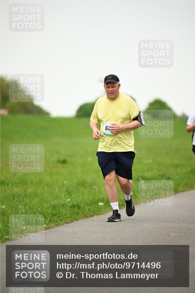 10.05.2026 - 8. Wedeler Halbmarathon Dr. Thomas Lammeyer http://msf.ph/oto/9714496 10.05.2026 12:20:38 Laufen  meine-sportfotos.de