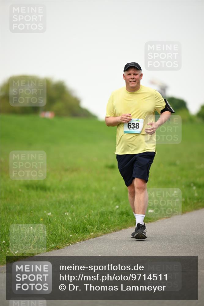 10.05.2026 - 8. Wedeler Halbmarathon Dr. Thomas Lammeyer http://msf.ph/oto/9714511 10.05.2026 12:20:39 Laufen 638 meine-sportfotos.de
