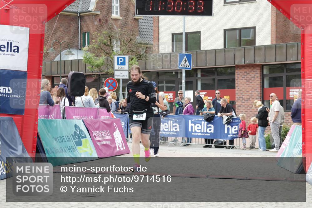 10.05.2026 - 8. Wedeler Halbmarathon Yannick Fuchs http://msf.ph/oto/9714516 10.05.2026 11:30:32 Ziel 294, 626, 752 meine-sportfotos.de