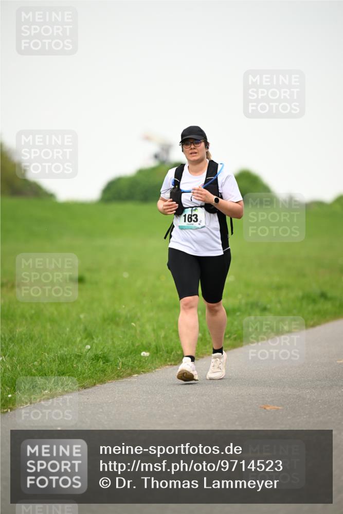 10.05.2026 - 8. Wedeler Halbmarathon Dr. Thomas Lammeyer http://msf.ph/oto/9714523 10.05.2026 12:20:42 Laufen 163 meine-sportfotos.de