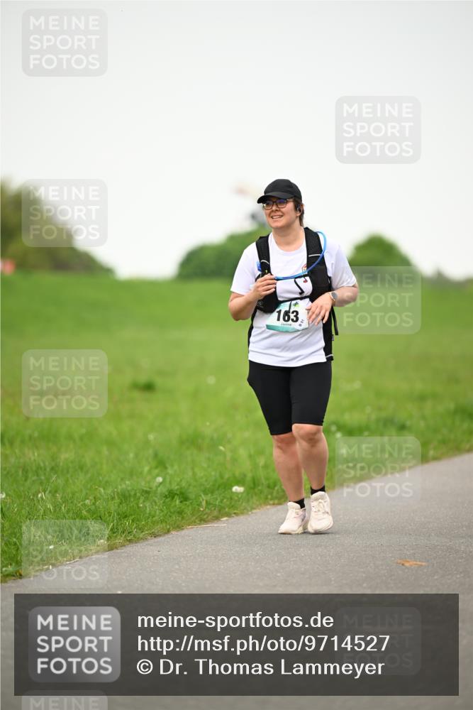 10.05.2026 - 8. Wedeler Halbmarathon Dr. Thomas Lammeyer http://msf.ph/oto/9714527 10.05.2026 12:20:42 Laufen 163 meine-sportfotos.de