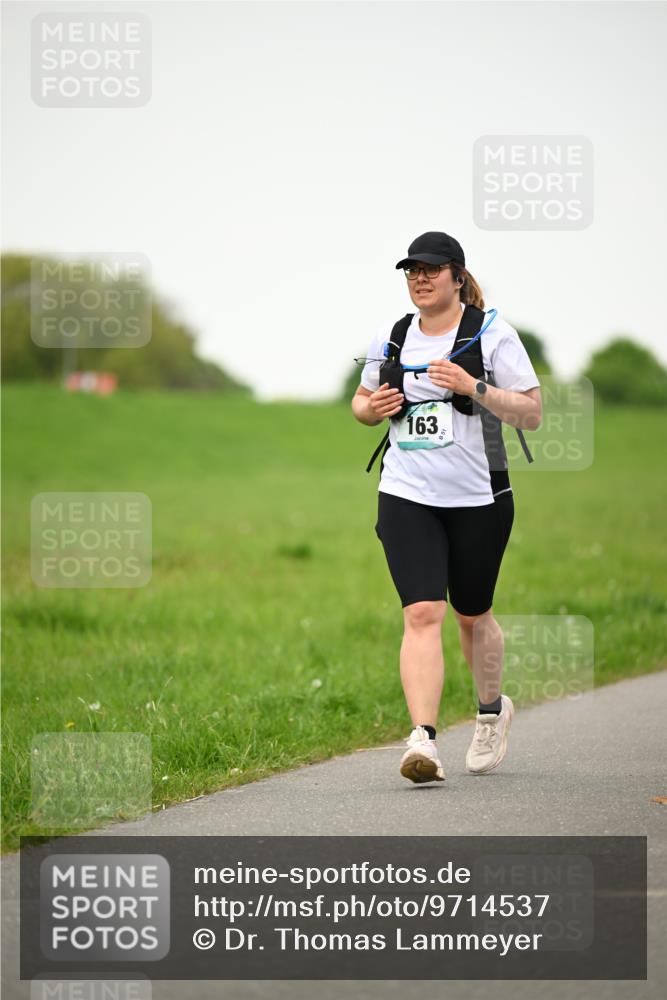 10.05.2026 - 8. Wedeler Halbmarathon Dr. Thomas Lammeyer http://msf.ph/oto/9714537 10.05.2026 12:20:43 Laufen 163 meine-sportfotos.de