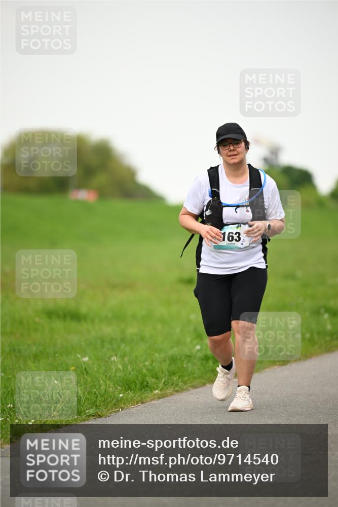 10.05.2026 - 8. Wedeler Halbmarathon Dr. Thomas Lammeyer http://msf.ph/oto/9714540 10.05.2026 12:20:43 Laufen 163 meine-sportfotos.de