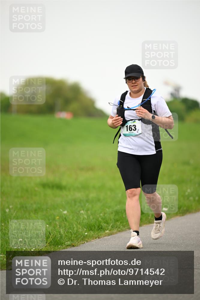 10.05.2026 - 8. Wedeler Halbmarathon Dr. Thomas Lammeyer http://msf.ph/oto/9714542 10.05.2026 12:20:43 Laufen 163 meine-sportfotos.de