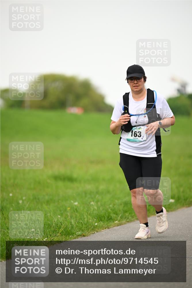 10.05.2026 - 8. Wedeler Halbmarathon Dr. Thomas Lammeyer http://msf.ph/oto/9714545 10.05.2026 12:20:44 Laufen 163 meine-sportfotos.de