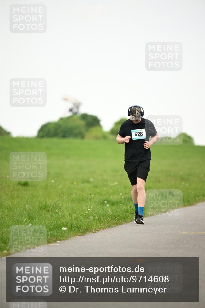10.05.2026 - 8. Wedeler Halbmarathon Dr. Thomas Lammeyer http://msf.ph/oto/9714608 10.05.2026 12:21:39 Laufen 528 meine-sportfotos.de