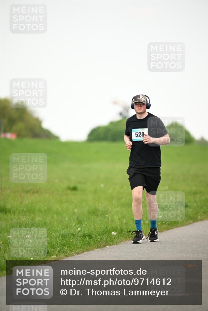 10.05.2026 - 8. Wedeler Halbmarathon Dr. Thomas Lammeyer http://msf.ph/oto/9714612 10.05.2026 12:21:40 Laufen 528 meine-sportfotos.de