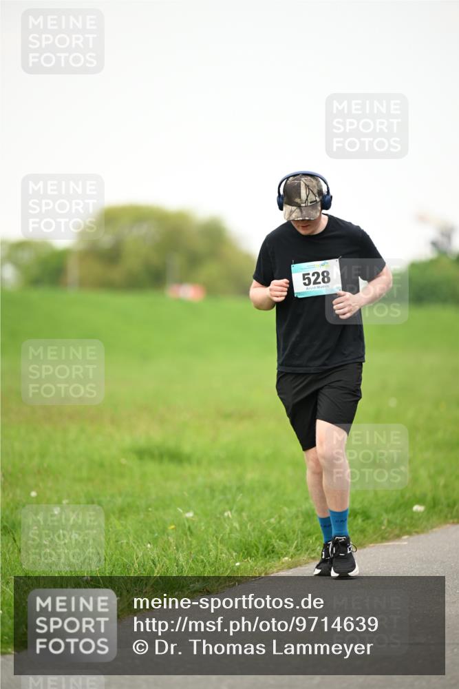 10.05.2026 - 8. Wedeler Halbmarathon Dr. Thomas Lammeyer http://msf.ph/oto/9714639 10.05.2026 12:21:42 Laufen 528 meine-sportfotos.de
