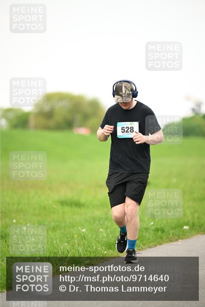 10.05.2026 - 8. Wedeler Halbmarathon Dr. Thomas Lammeyer http://msf.ph/oto/9714640 10.05.2026 12:21:42 Laufen 528 meine-sportfotos.de
