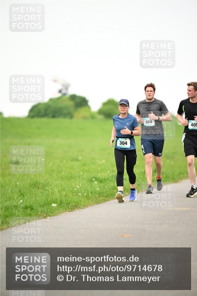 10.05.2026 - 8. Wedeler Halbmarathon Dr. Thomas Lammeyer http://msf.ph/oto/9714678 10.05.2026 12:21:52 Laufen 304, 404, 405 meine-sportfotos.de