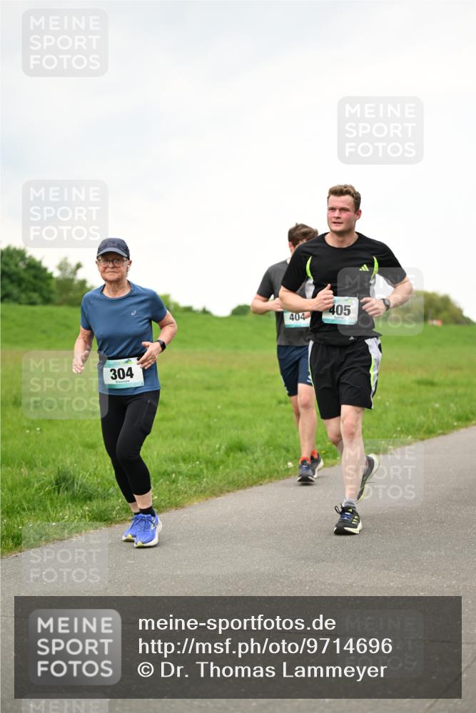 10.05.2026 - 8. Wedeler Halbmarathon Dr. Thomas Lammeyer http://msf.ph/oto/9714696 10.05.2026 12:22:00 Laufen 304, 404, 405 meine-sportfotos.de