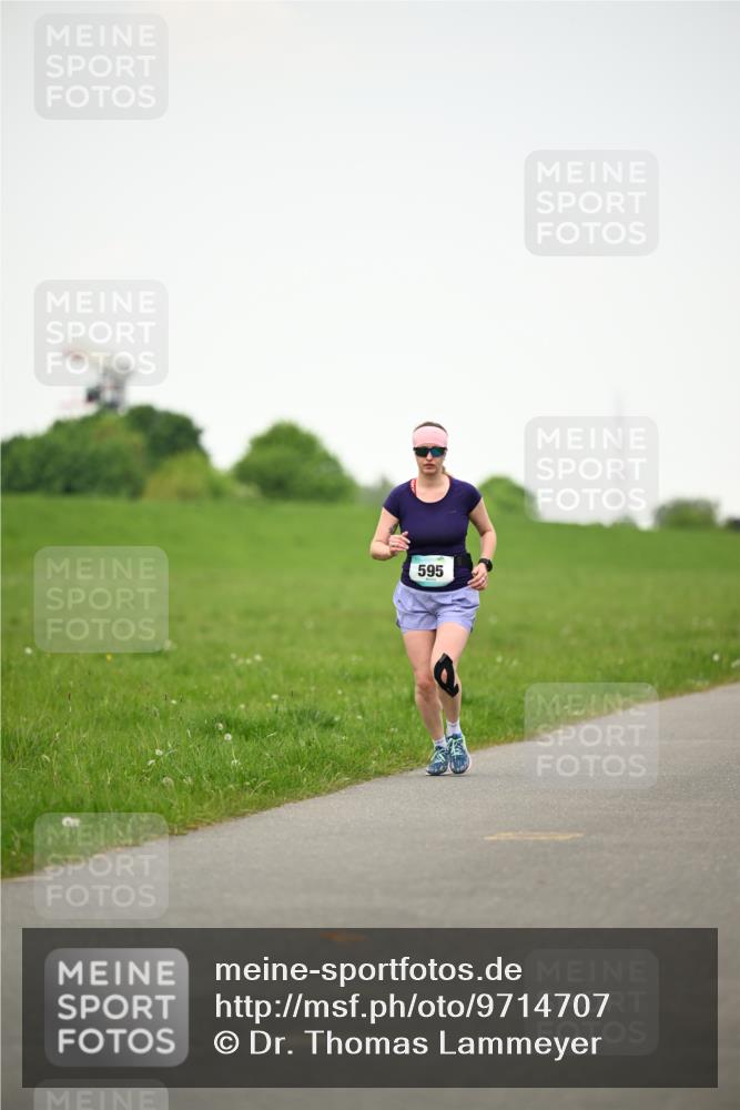 10.05.2026 - 8. Wedeler Halbmarathon Dr. Thomas Lammeyer http://msf.ph/oto/9714707 10.05.2026 12:22:59 Laufen 595 meine-sportfotos.de