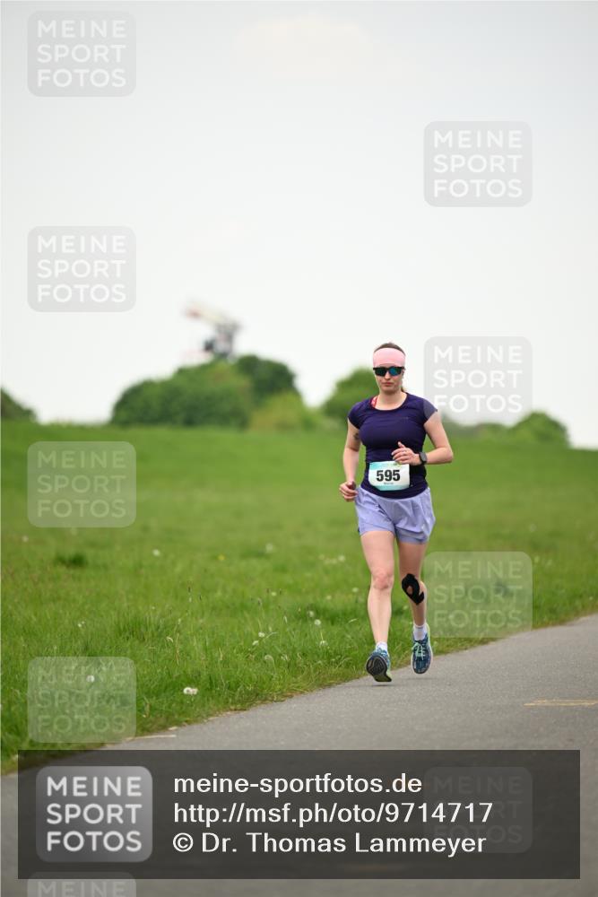 10.05.2026 - 8. Wedeler Halbmarathon Dr. Thomas Lammeyer http://msf.ph/oto/9714717 10.05.2026 12:23:00 Laufen 595 meine-sportfotos.de