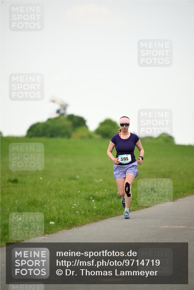 10.05.2026 - 8. Wedeler Halbmarathon Dr. Thomas Lammeyer http://msf.ph/oto/9714719 10.05.2026 12:23:00 Laufen 595 meine-sportfotos.de