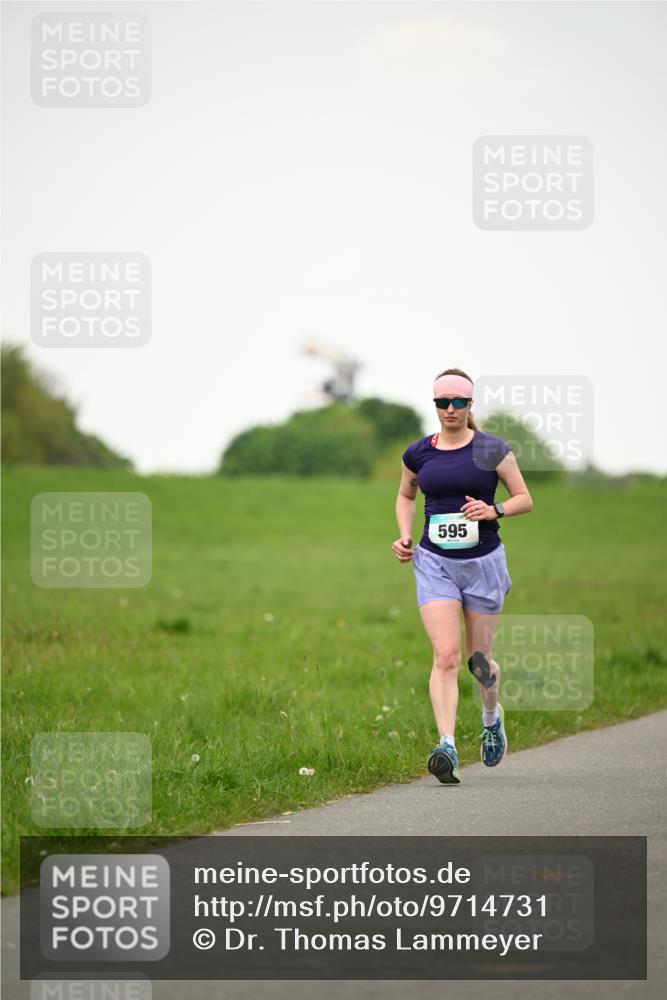 10.05.2026 - 8. Wedeler Halbmarathon Dr. Thomas Lammeyer http://msf.ph/oto/9714731 10.05.2026 12:23:01 Laufen 595 meine-sportfotos.de