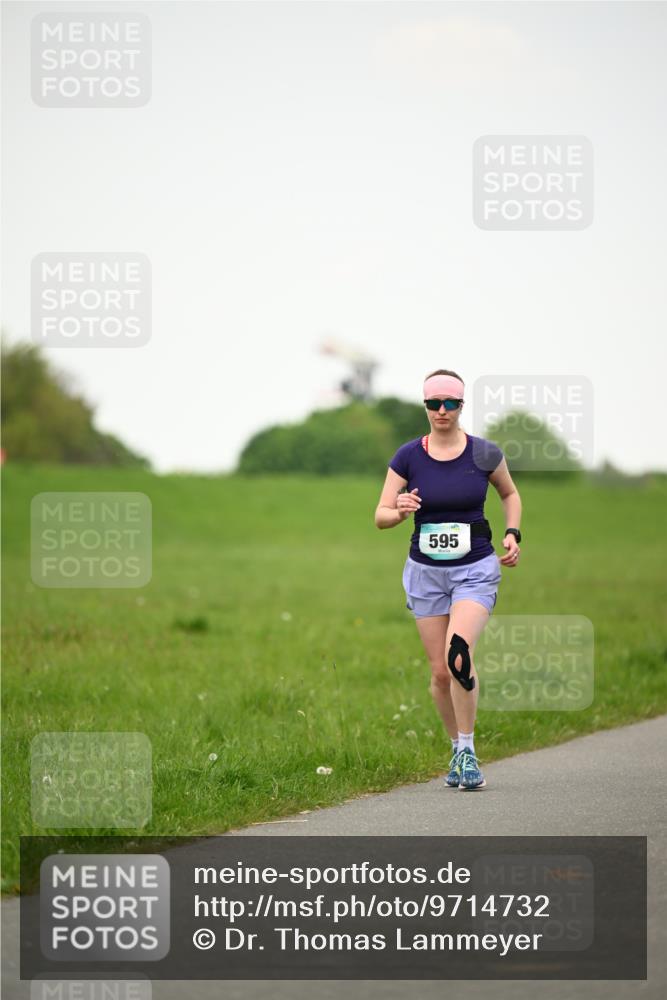 10.05.2026 - 8. Wedeler Halbmarathon Dr. Thomas Lammeyer http://msf.ph/oto/9714732 10.05.2026 12:23:01 Laufen 595 meine-sportfotos.de
