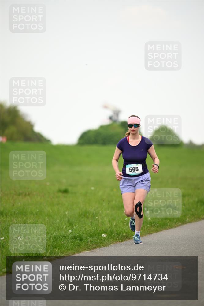 10.05.2026 - 8. Wedeler Halbmarathon Dr. Thomas Lammeyer http://msf.ph/oto/9714734 10.05.2026 12:23:02 Laufen 595 meine-sportfotos.de