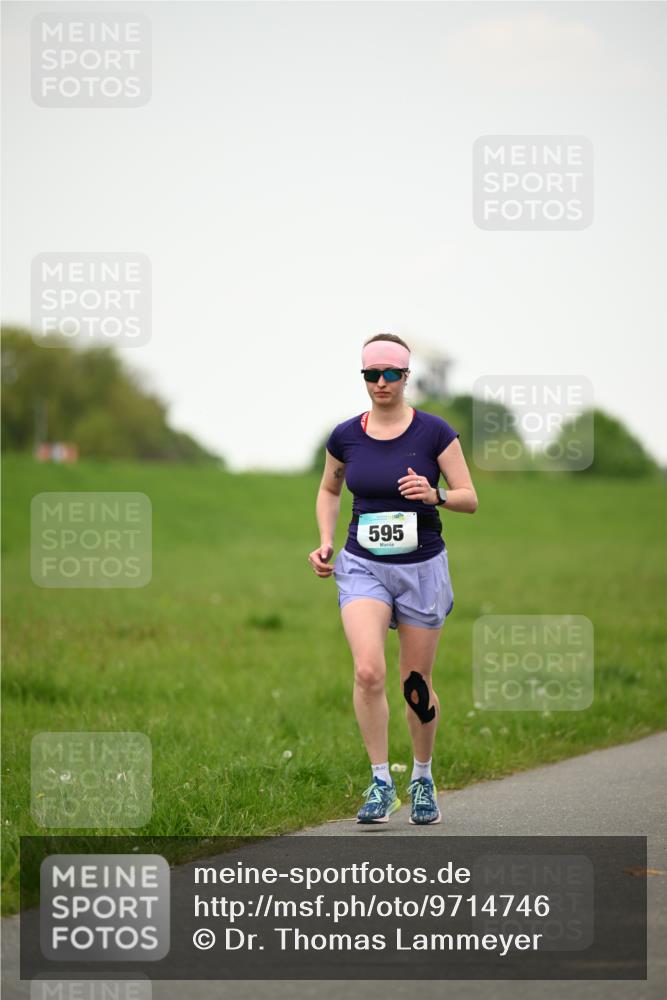 10.05.2026 - 8. Wedeler Halbmarathon Dr. Thomas Lammeyer http://msf.ph/oto/9714746 10.05.2026 12:23:02 Laufen 595 meine-sportfotos.de