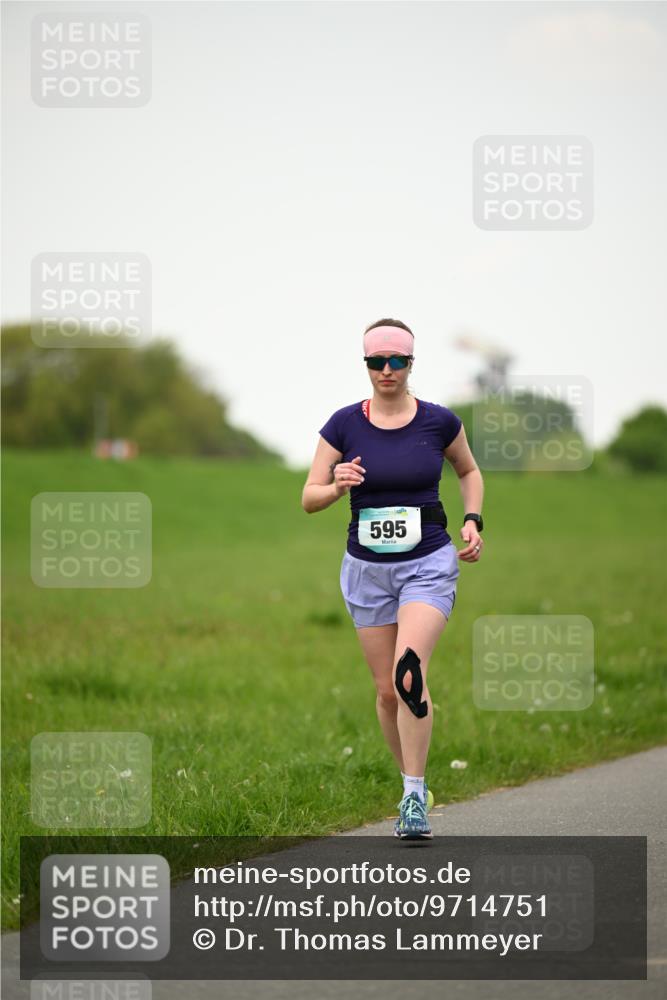 10.05.2026 - 8. Wedeler Halbmarathon Dr. Thomas Lammeyer http://msf.ph/oto/9714751 10.05.2026 12:23:03 Laufen 595 meine-sportfotos.de