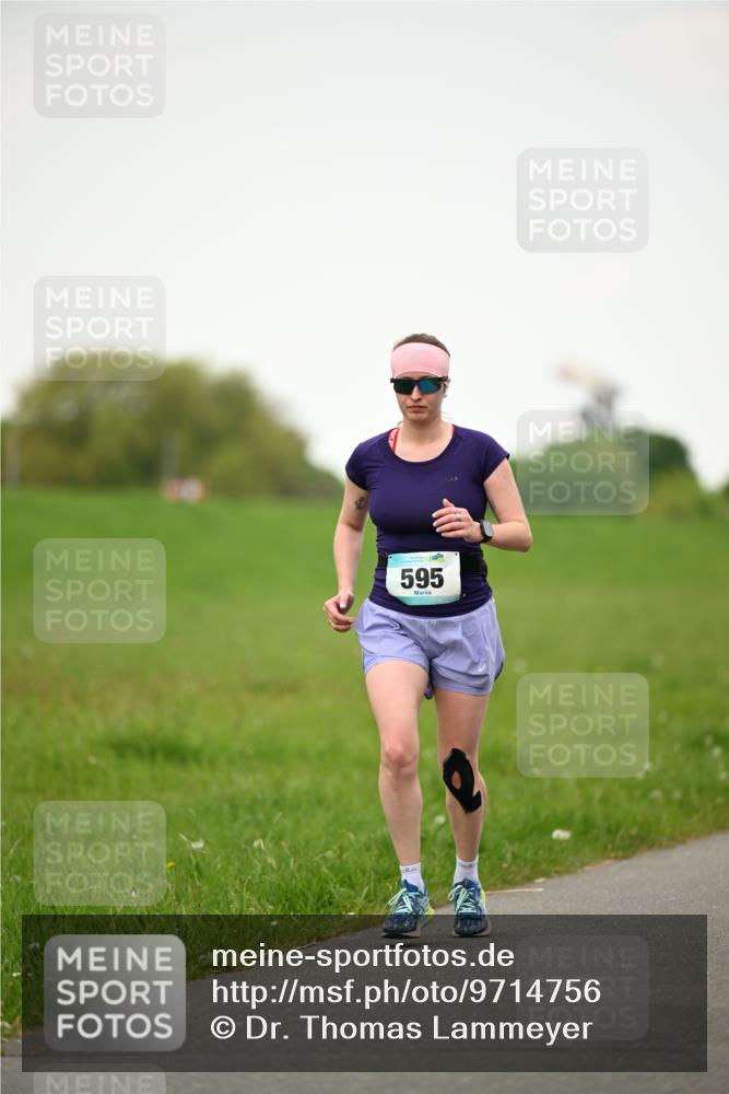 10.05.2026 - 8. Wedeler Halbmarathon Dr. Thomas Lammeyer http://msf.ph/oto/9714756 10.05.2026 12:23:03 Laufen 595 meine-sportfotos.de