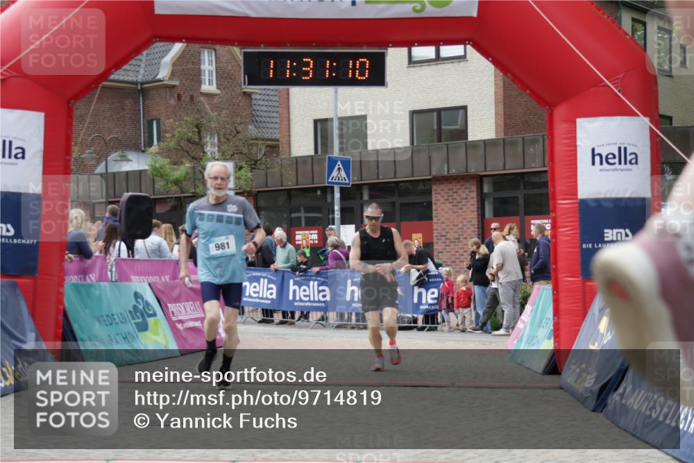 10.05.2026 - 8. Wedeler Halbmarathon Yannick Fuchs http://msf.ph/oto/9714819 10.05.2026 11:31:09 Ziel 852, 910, 981, 2154 meine-sportfotos.de