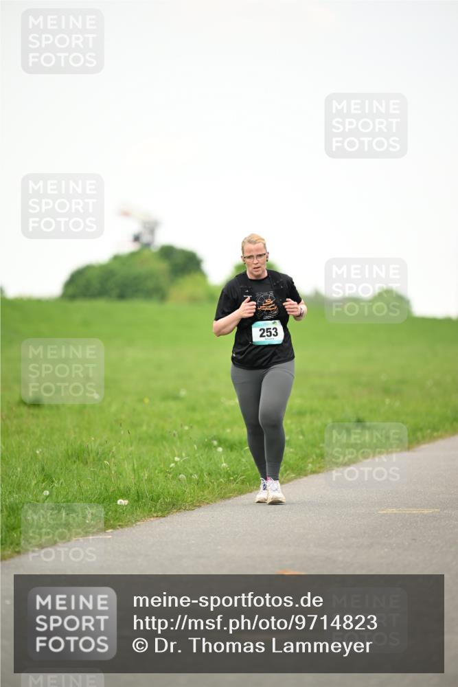 10.05.2026 - 8. Wedeler Halbmarathon Dr. Thomas Lammeyer http://msf.ph/oto/9714823 10.05.2026 12:24:00 Laufen 253 meine-sportfotos.de