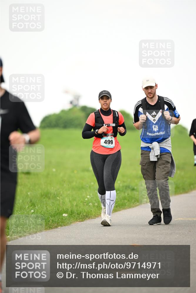 10.05.2026 - 8. Wedeler Halbmarathon Dr. Thomas Lammeyer http://msf.ph/oto/9714971 10.05.2026 12:24:17 Laufen 499 meine-sportfotos.de