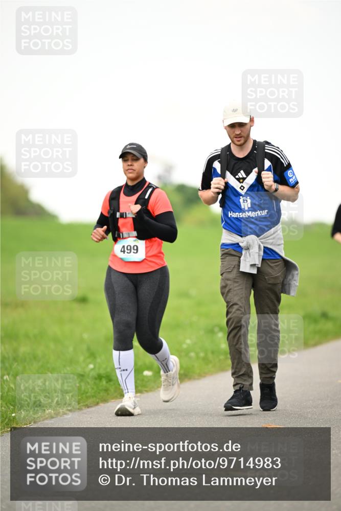 10.05.2026 - 8. Wedeler Halbmarathon Dr. Thomas Lammeyer http://msf.ph/oto/9714983 10.05.2026 12:24:19 Laufen 499 meine-sportfotos.de