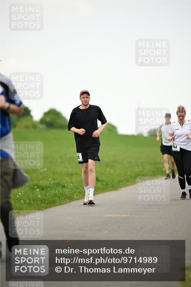 10.05.2026 - 8. Wedeler Halbmarathon Dr. Thomas Lammeyer http://msf.ph/oto/9714989 10.05.2026 12:24:20 Laufen 264 meine-sportfotos.de