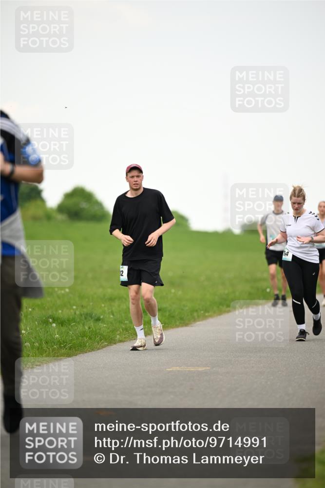 10.05.2026 - 8. Wedeler Halbmarathon Dr. Thomas Lammeyer http://msf.ph/oto/9714991 10.05.2026 12:24:20 Laufen  meine-sportfotos.de