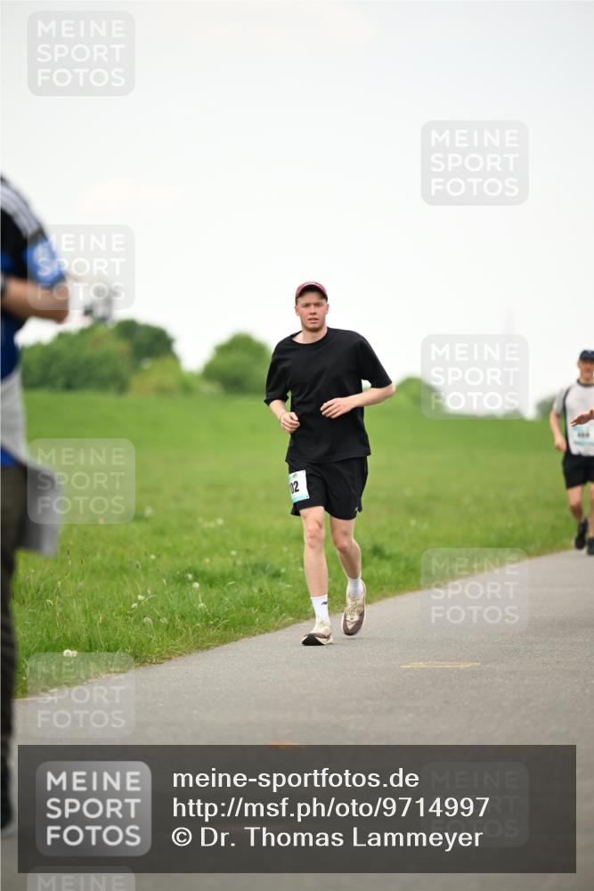 10.05.2026 - 8. Wedeler Halbmarathon Dr. Thomas Lammeyer http://msf.ph/oto/9714997 10.05.2026 12:24:21 Laufen  meine-sportfotos.de