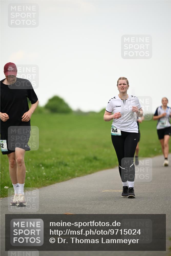 10.05.2026 - 8. Wedeler Halbmarathon Dr. Thomas Lammeyer http://msf.ph/oto/9715024 10.05.2026 12:24:24 Laufen 264 meine-sportfotos.de