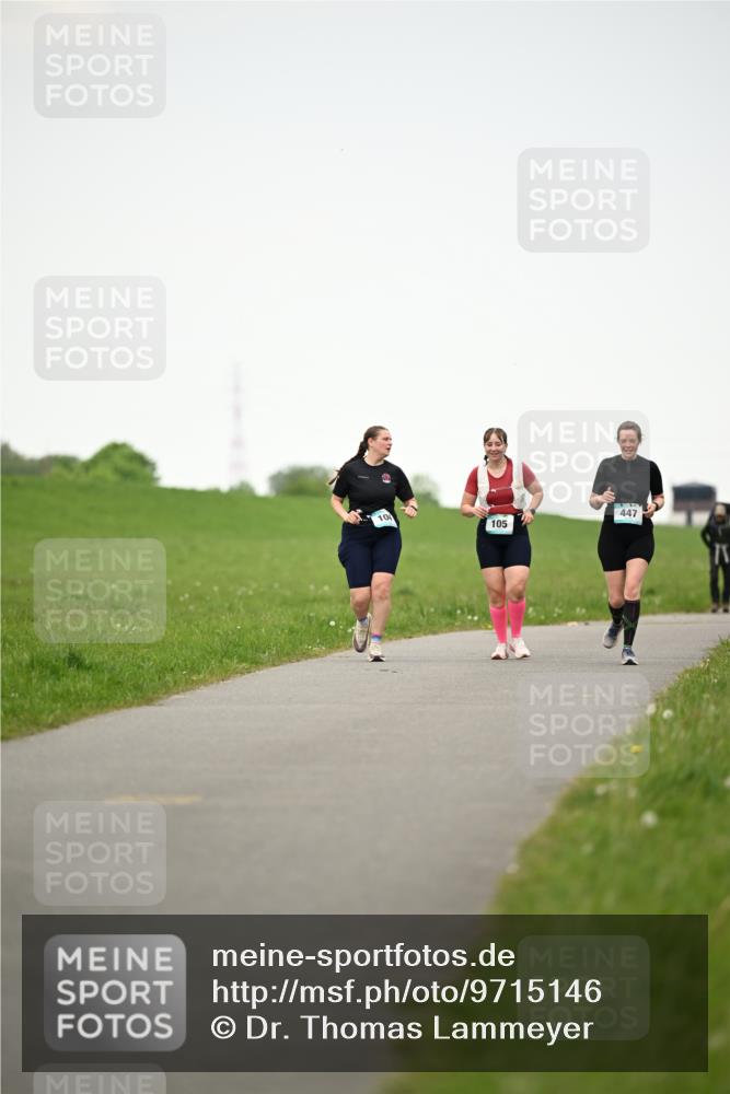 10.05.2026 - 8. Wedeler Halbmarathon Dr. Thomas Lammeyer http://msf.ph/oto/9715146 10.05.2026 12:25:20 Laufen 104, 105, 447 meine-sportfotos.de