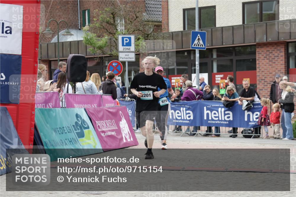 10.05.2026 - 8. Wedeler Halbmarathon Yannick Fuchs http://msf.ph/oto/9715154 10.05.2026 11:31:53 Ziel 970, 2201 meine-sportfotos.de