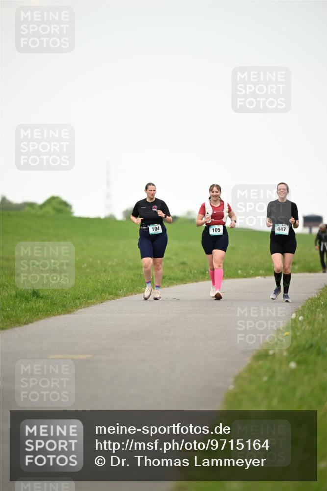 10.05.2026 - 8. Wedeler Halbmarathon Dr. Thomas Lammeyer http://msf.ph/oto/9715164 10.05.2026 12:25:21 Laufen 104, 105, 447 meine-sportfotos.de
