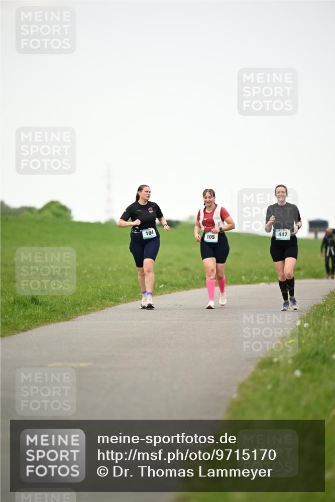 10.05.2026 - 8. Wedeler Halbmarathon Dr. Thomas Lammeyer http://msf.ph/oto/9715170 10.05.2026 12:25:22 Laufen 104, 105, 447 meine-sportfotos.de