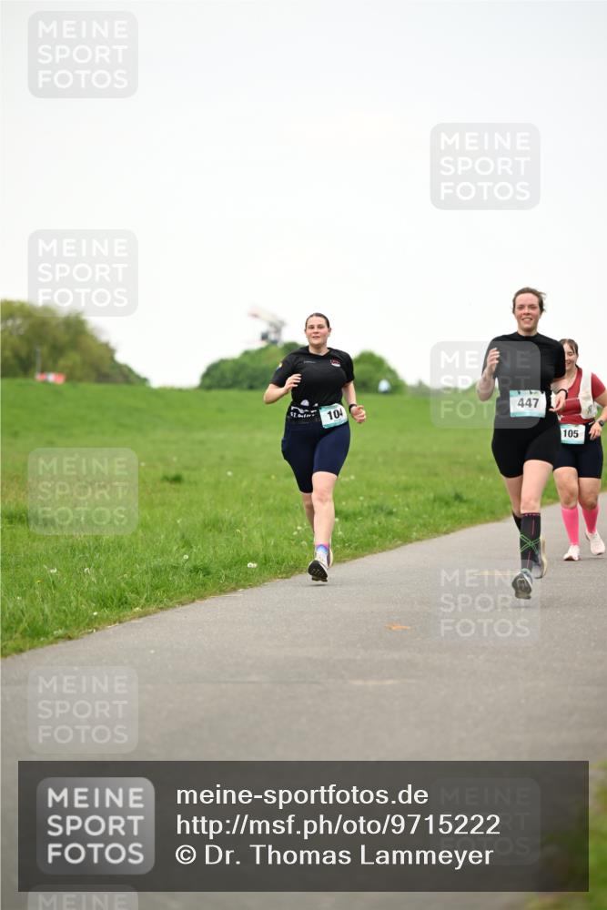 10.05.2026 - 8. Wedeler Halbmarathon Dr. Thomas Lammeyer http://msf.ph/oto/9715222 10.05.2026 12:25:28 Laufen 104, 447, 105 meine-sportfotos.de
