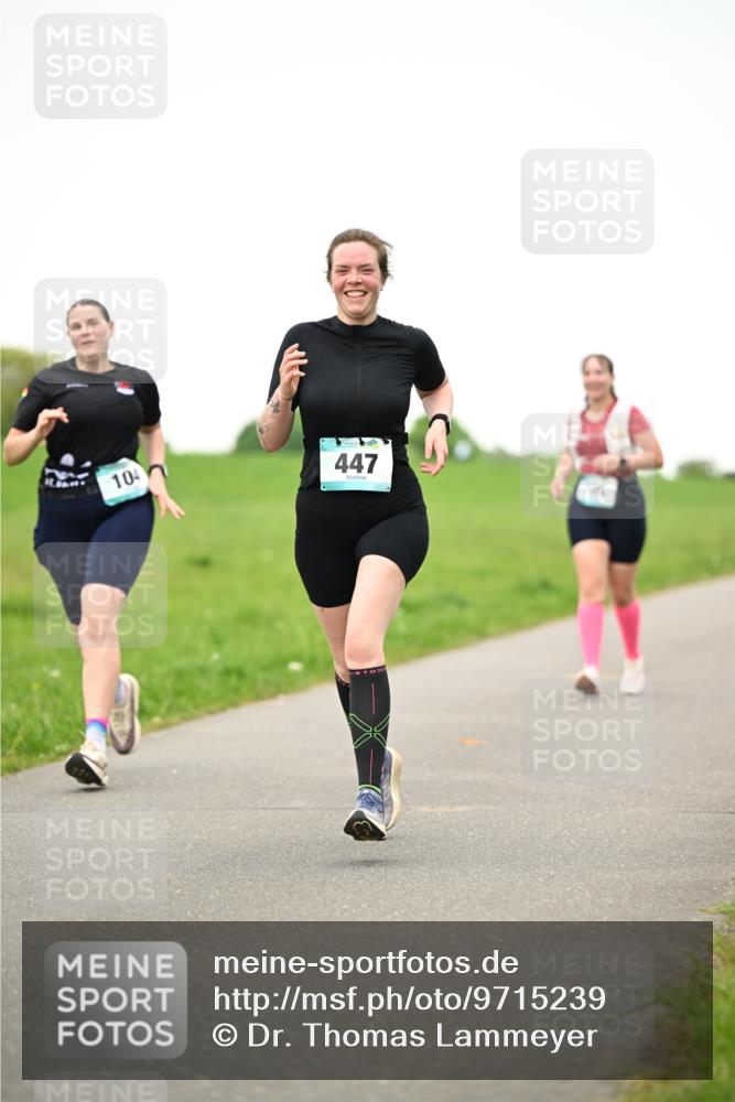 10.05.2026 - 8. Wedeler Halbmarathon Dr. Thomas Lammeyer http://msf.ph/oto/9715239 10.05.2026 12:25:30 Laufen 104, 447 meine-sportfotos.de