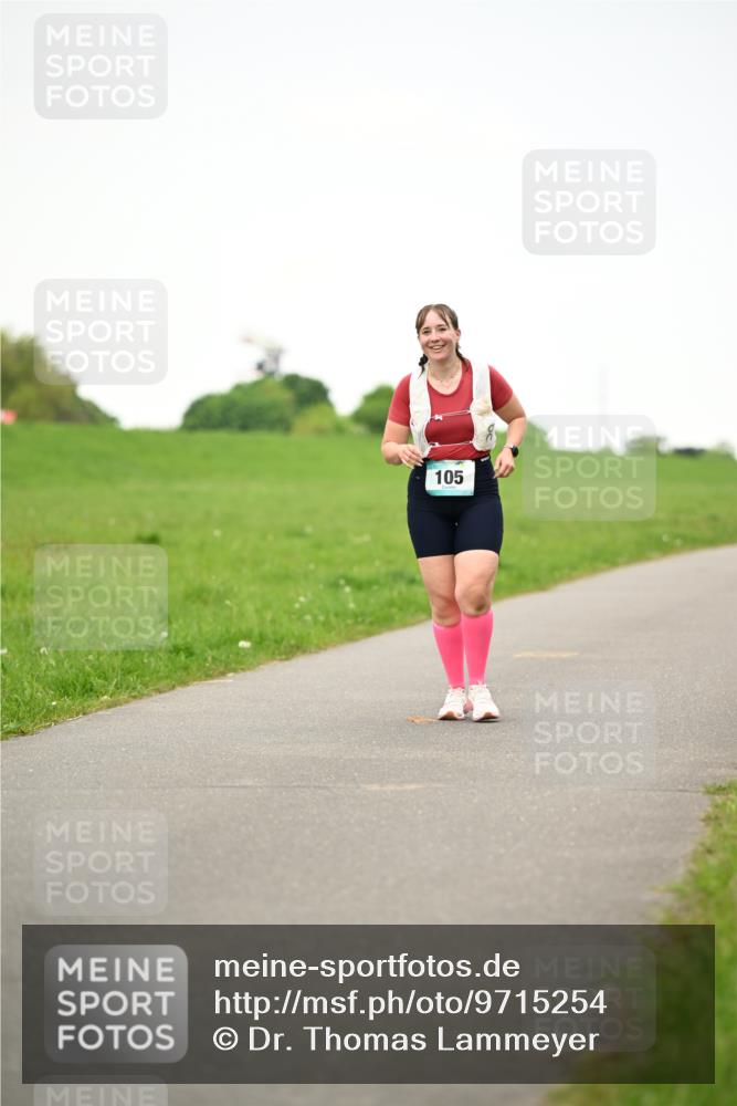 10.05.2026 - 8. Wedeler Halbmarathon Dr. Thomas Lammeyer http://msf.ph/oto/9715254 10.05.2026 12:25:32 Laufen 105 meine-sportfotos.de