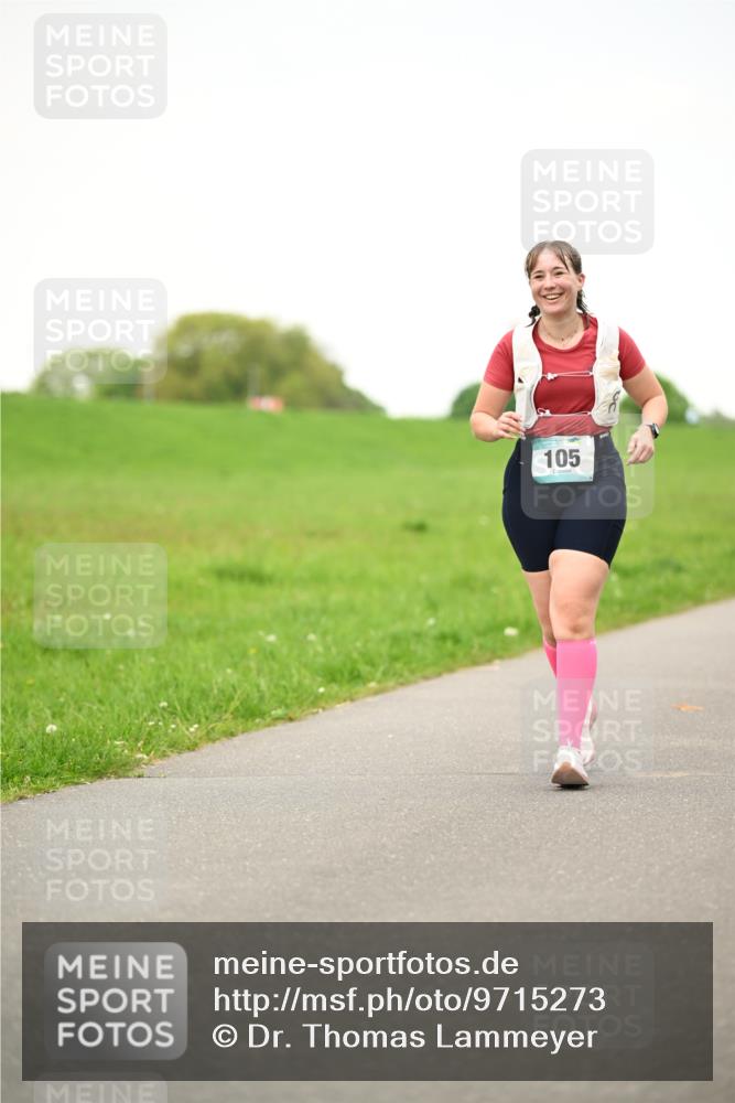 10.05.2026 - 8. Wedeler Halbmarathon Dr. Thomas Lammeyer http://msf.ph/oto/9715273 10.05.2026 12:25:33 Laufen 105 meine-sportfotos.de