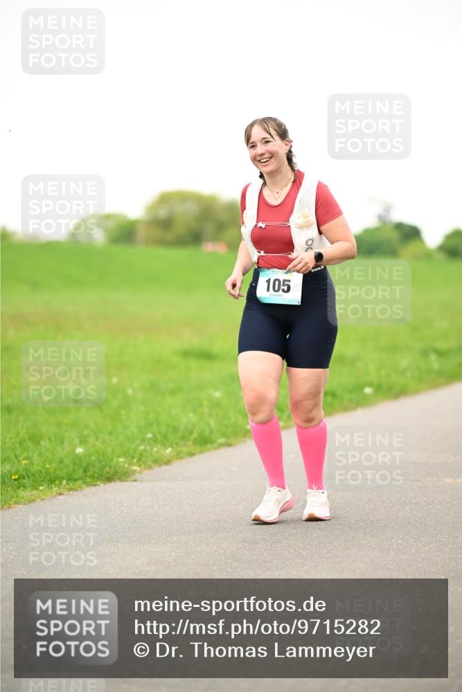 10.05.2026 - 8. Wedeler Halbmarathon Dr. Thomas Lammeyer http://msf.ph/oto/9715282 10.05.2026 12:25:34 Laufen 105 meine-sportfotos.de