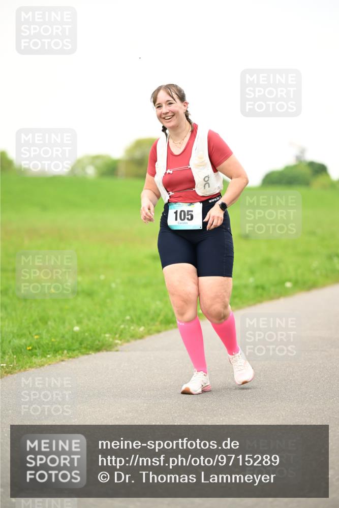 10.05.2026 - 8. Wedeler Halbmarathon Dr. Thomas Lammeyer http://msf.ph/oto/9715289 10.05.2026 12:25:35 Laufen 105 meine-sportfotos.de
