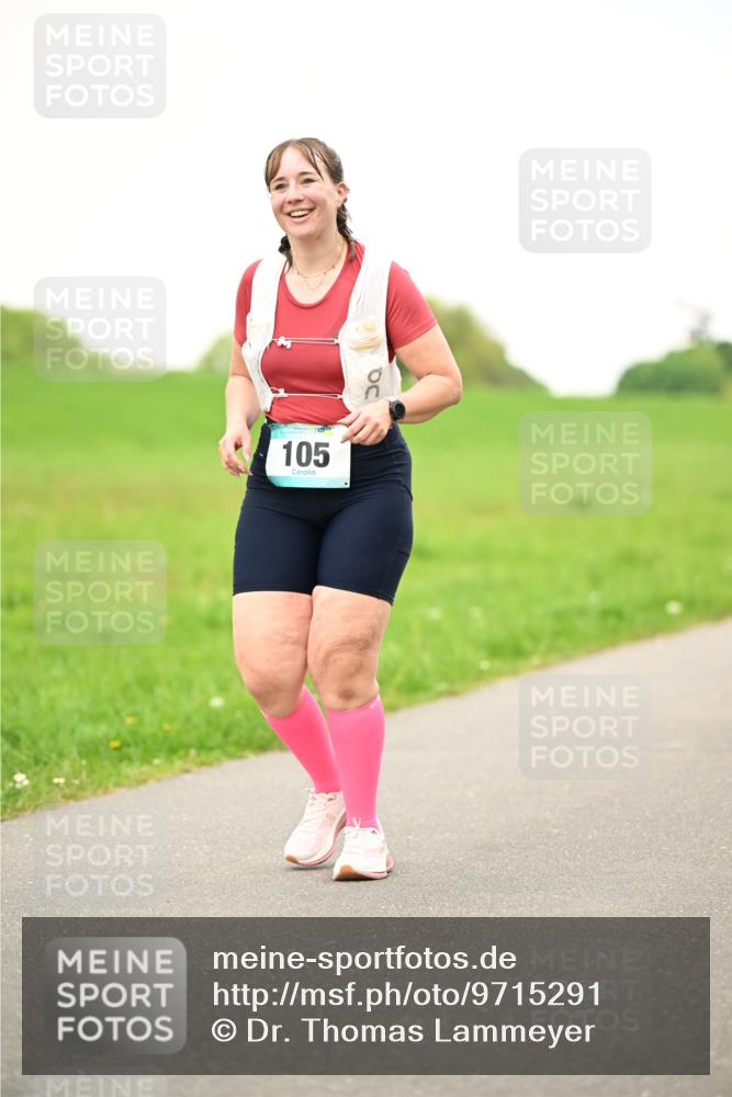 10.05.2026 - 8. Wedeler Halbmarathon Dr. Thomas Lammeyer http://msf.ph/oto/9715291 10.05.2026 12:25:35 Laufen 105 meine-sportfotos.de