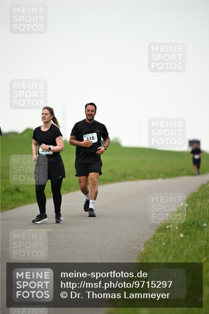 10.05.2026 - 8. Wedeler Halbmarathon Dr. Thomas Lammeyer http://msf.ph/oto/9715297 10.05.2026 12:26:10 Laufen  meine-sportfotos.de