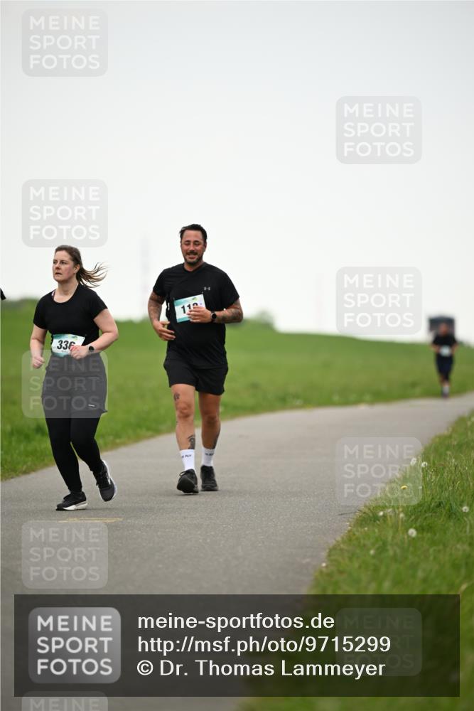 10.05.2026 - 8. Wedeler Halbmarathon Dr. Thomas Lammeyer http://msf.ph/oto/9715299 10.05.2026 12:26:11 Laufen 336, 112 meine-sportfotos.de
