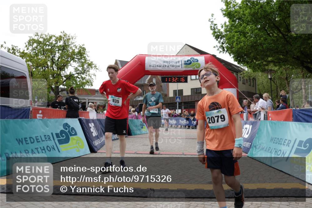 10.05.2026 - 8. Wedeler Halbmarathon Yannick Fuchs http://msf.ph/oto/9715326 10.05.2026 11:32:15 Ziel 325, 845, 935, 1010, 2079 meine-sportfotos.de