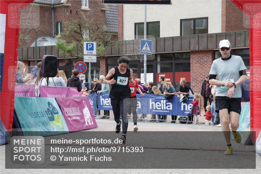 10.05.2026 - 8. Wedeler Halbmarathon Yannick Fuchs http://msf.ph/oto/9715393 10.05.2026 11:32:31 Ziel 827, 865, 944, 2156 meine-sportfotos.de