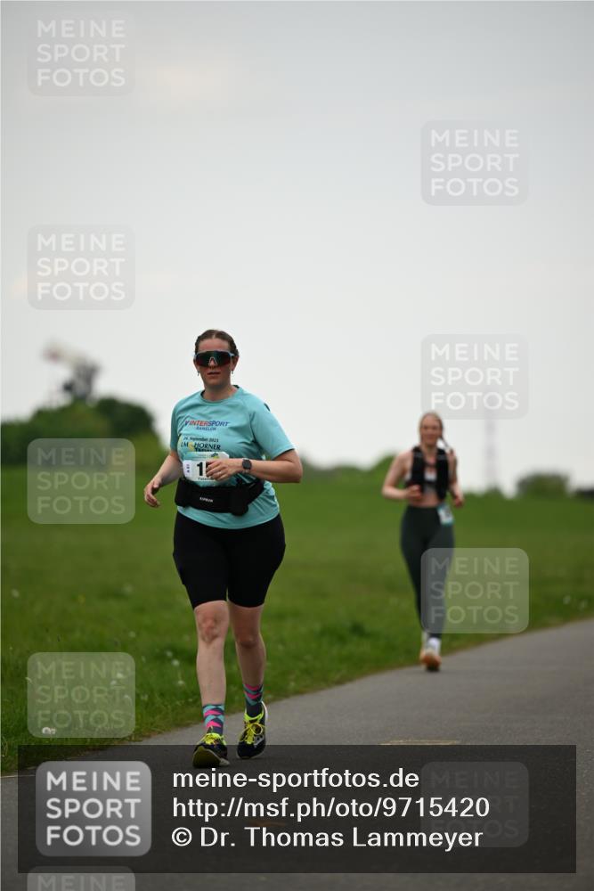 10.05.2026 - 8. Wedeler Halbmarathon Dr. Thomas Lammeyer http://msf.ph/oto/9715420 10.05.2026 12:27:42 Laufen 2023 meine-sportfotos.de