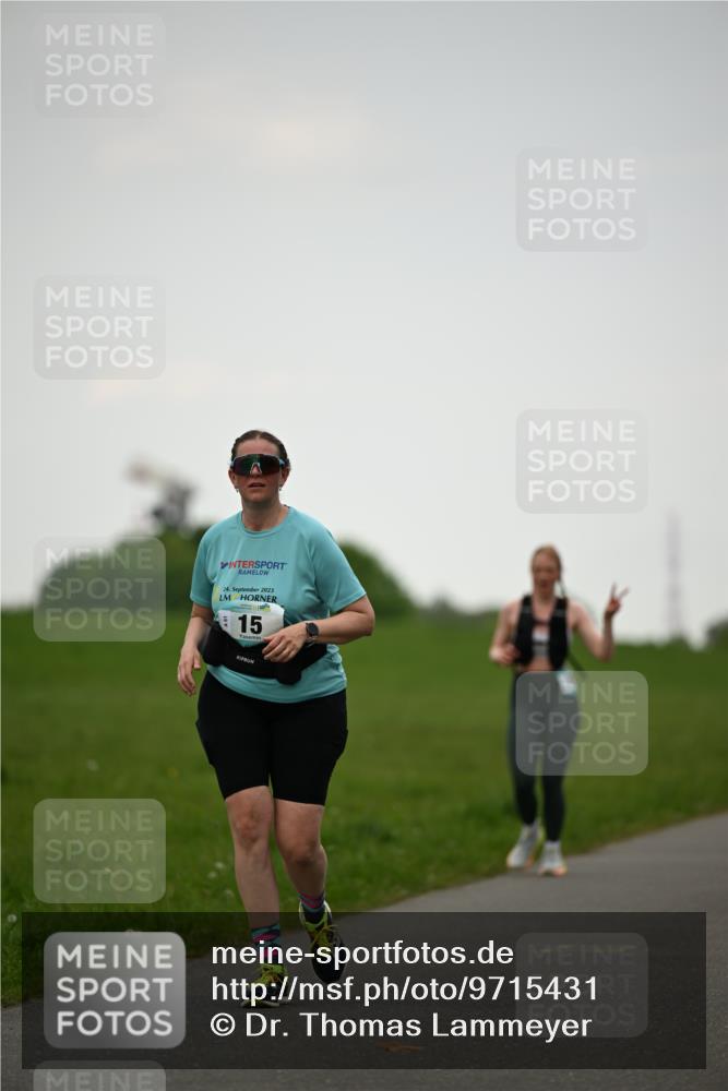 10.05.2026 - 8. Wedeler Halbmarathon Dr. Thomas Lammeyer http://msf.ph/oto/9715431 10.05.2026 12:27:43 Laufen 2023 meine-sportfotos.de